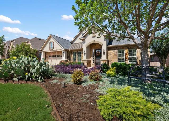 Property at 5700 Cherokee Draw Rd, Austin, TX 78738, 4 beds, 3 baths