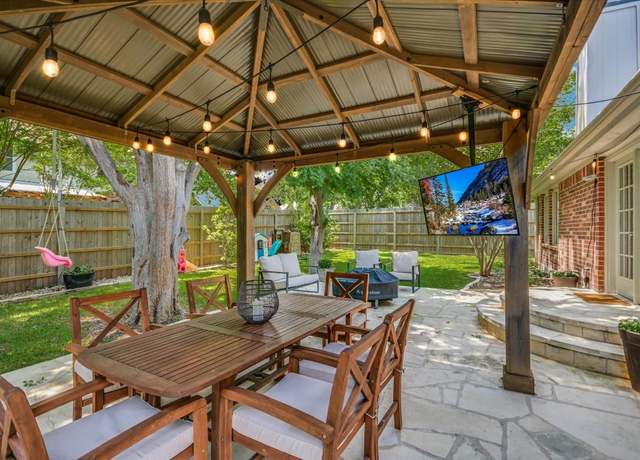 Property at 10807 Pinkney Ln, Austin, TX 78739, 4 beds, 2 baths