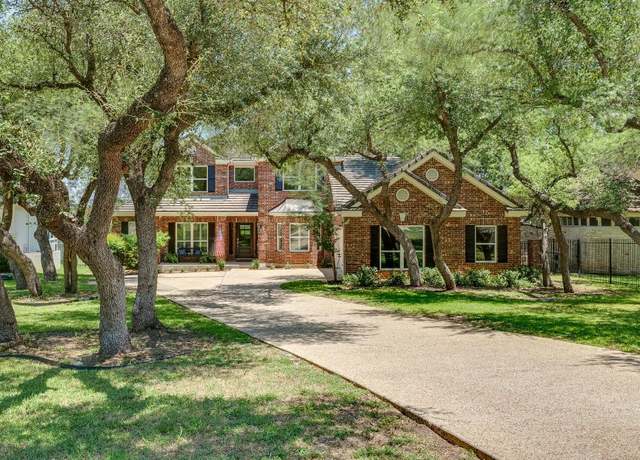 Property at 38 Cottondale Rd, The Hills, TX 78738, 4 beds, 3.5 baths