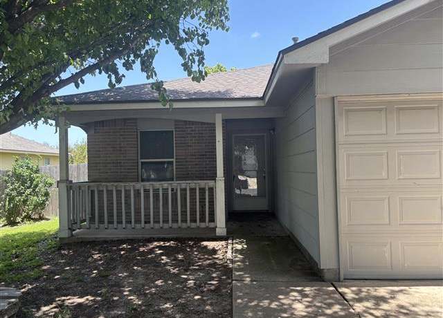 Property at 506 Garrett Ct, Hutto, TX 78634, 3 beds, 2 baths
