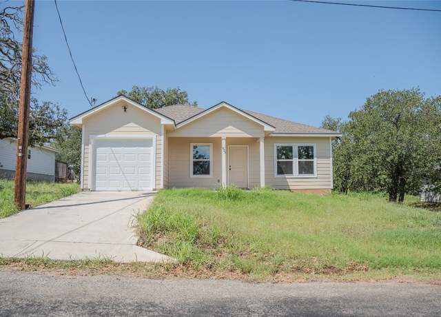 Property at 1875 Greenwood Ave, Kingsland, TX 78639, 3 beds, 2 baths