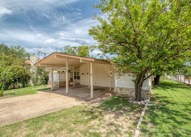 Property at 2700 Catalina Dr, Austin, TX 78741, 4 beds, 2 baths
