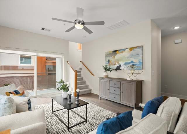 Property at 2827 Manor Rd #3105, Austin, TX 78722, 2 beds, 2.5 baths