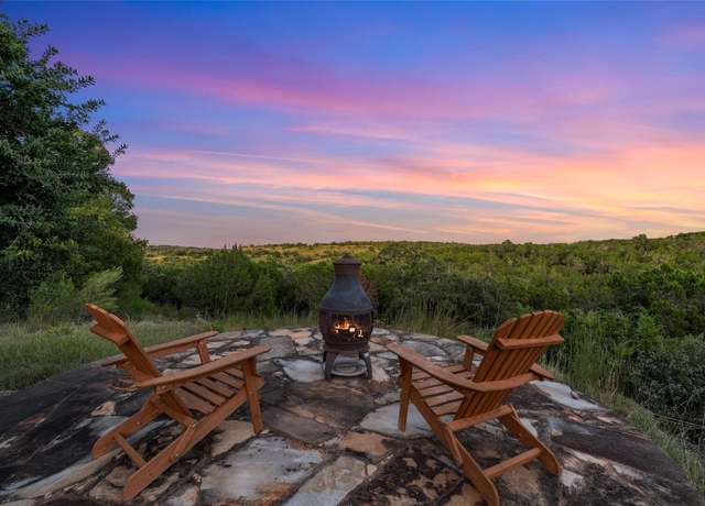 Property at 951 Longview Cir, Dripping Springs, TX 78620, 8 beds, 6.5 baths