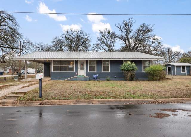 Property at 308 6th St, Burnet, TX 78611, 3 beds, 1 bath