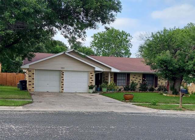 Property at 2303 Dover Rd, Killeen, TX 76543, 3 beds, 2 baths