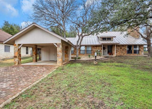 Property at 207 Lasso St, Horseshoe Bay, TX 78657, 3 beds, 3.5 baths