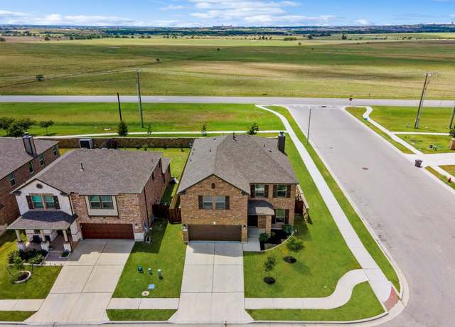 Property at 3944 Tufino Ln, Round Rock, TX 78665, 5 beds, 2.5 baths