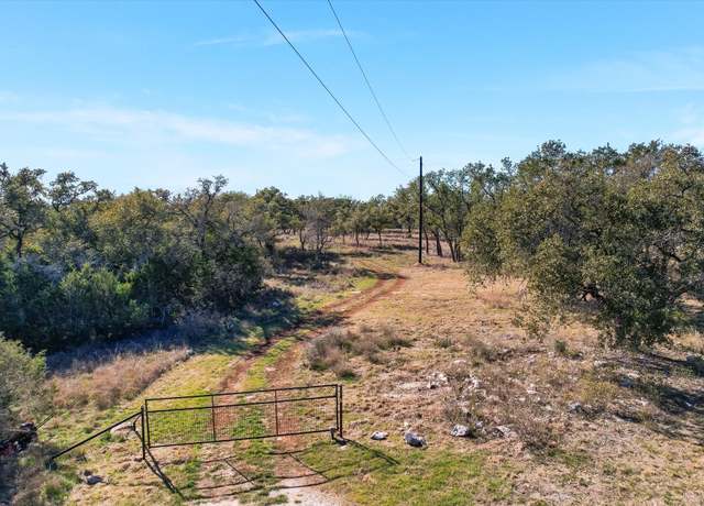 Property at 1335 Hilliard Rd, San Marcos, TX 78666