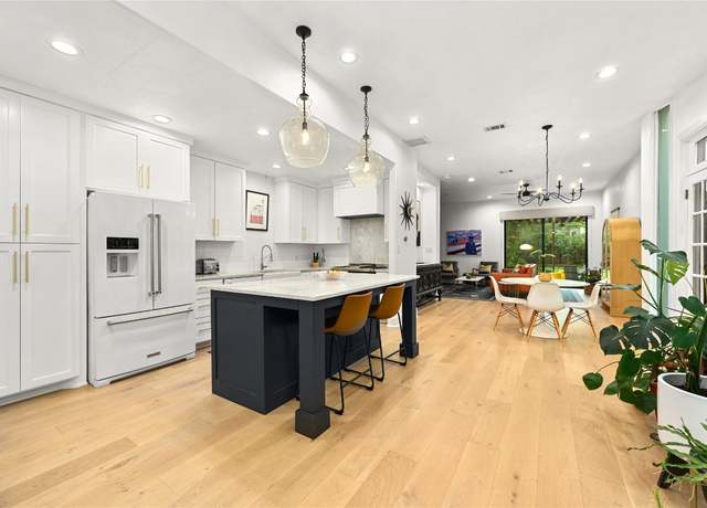 Property at 705 W Johanna St Unit B, Austin, TX 78704, 2 beds, 2.5 baths
