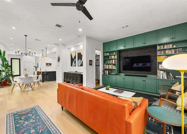 Property at 705 W Johanna St Unit B, Austin, TX 78704, 2 beds, 2.5 baths
