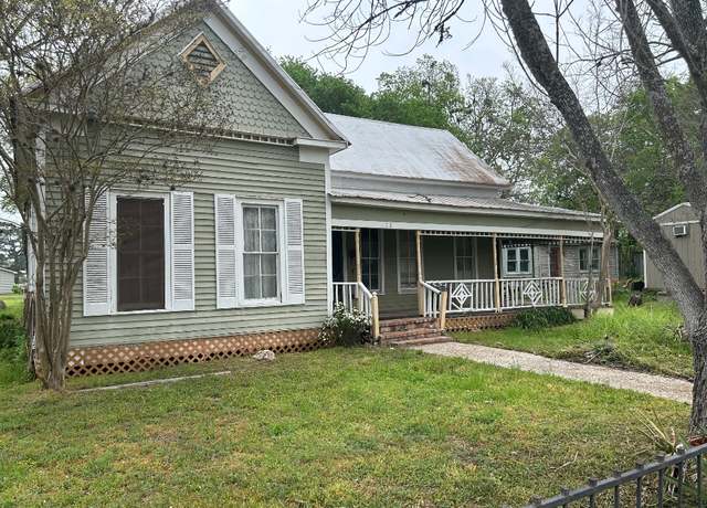 Property at 211, 205, 206 E Thigpen St, Carmine, TX 78932, 1 bed, 1 bath