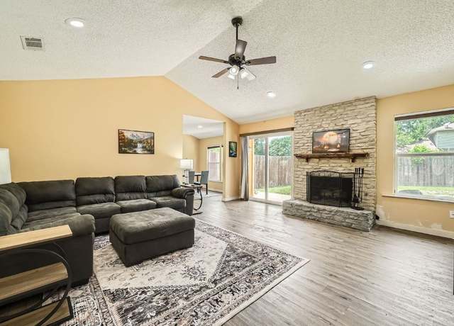 Property at 7900 Keneshaw Dr, Austin, TX 78745, 4 beds, 2 baths