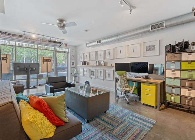 Property at 1601 E Cesar Chavez St #104, Austin, TX 78702, 2 beds, 1.5 baths