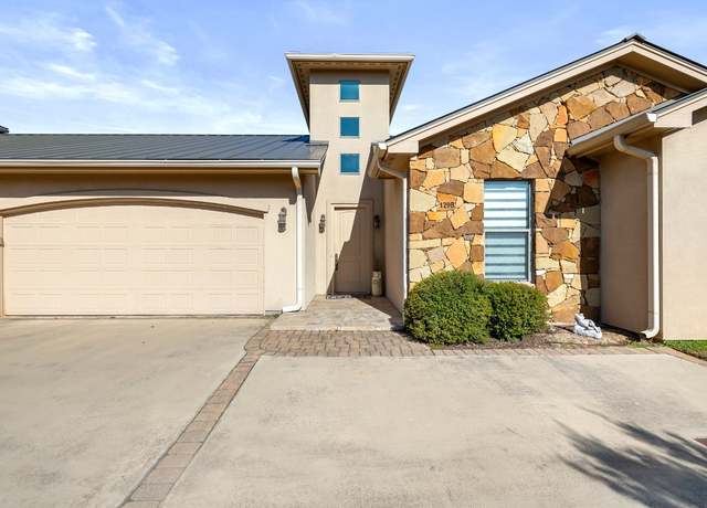 Property at 129 B Hi Vly, Horseshoe Bay, TX 78657, 3 beds, 2 baths