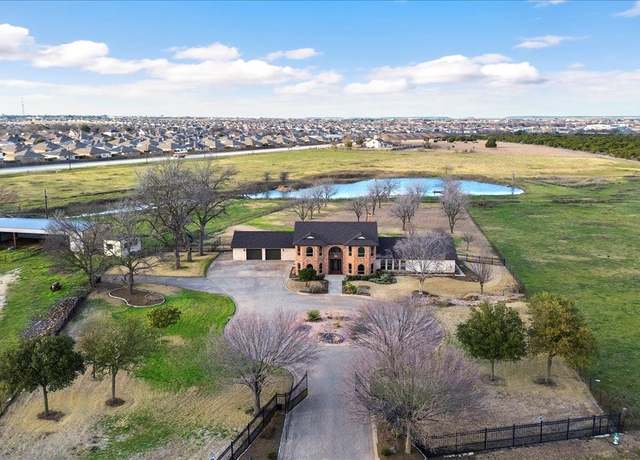 Property at 6503 Wells Fargo Rd, Killeen, TX 76542, 4 beds, 4 baths