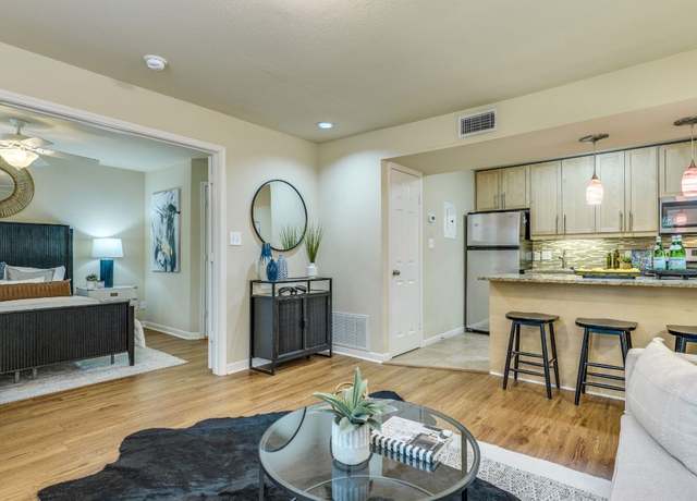 Property at 7685 Northcross Dr #907, Austin, TX 78757, 1 bed, 1 bath