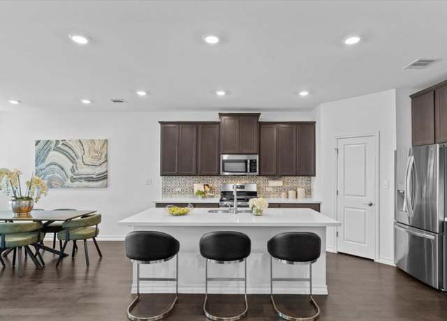 Property at 1007 Sandra Ann Way, Hutto, TX 78634, 5 beds, 3 baths