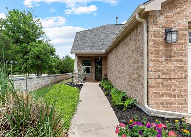 Property at 308 Hobby St, Georgetown, TX 78633, 3 beds, 3 baths