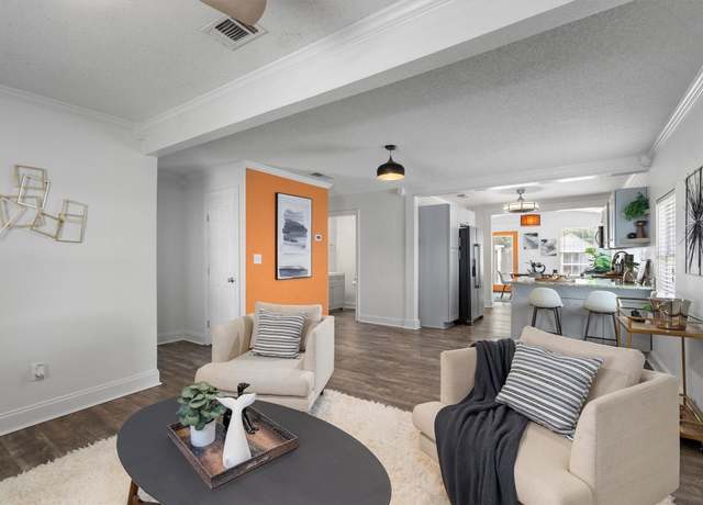 Property at 1125 Christie Dr, Austin, TX 78721, 3 beds, 3 baths