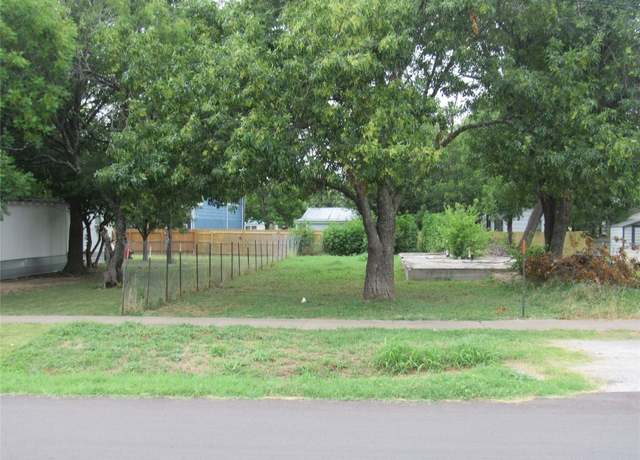 Property at 210 E Carrie Manor Rd, Manor, TX 78653