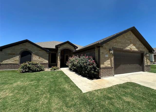 Property at 500 Magnolia Dr, Troy, TX 76579, 4 beds, 2 baths