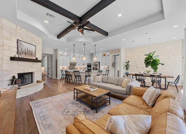 Property at 505 Olsen Ct, Liberty Hill, TX 78642, 5 beds, 3.5 baths