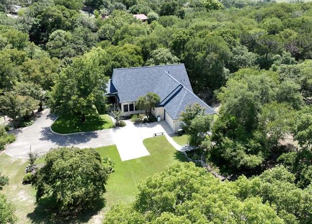 Property at 107 Stageline Dr, Kyle, TX 78640, 2 beds, 2 baths