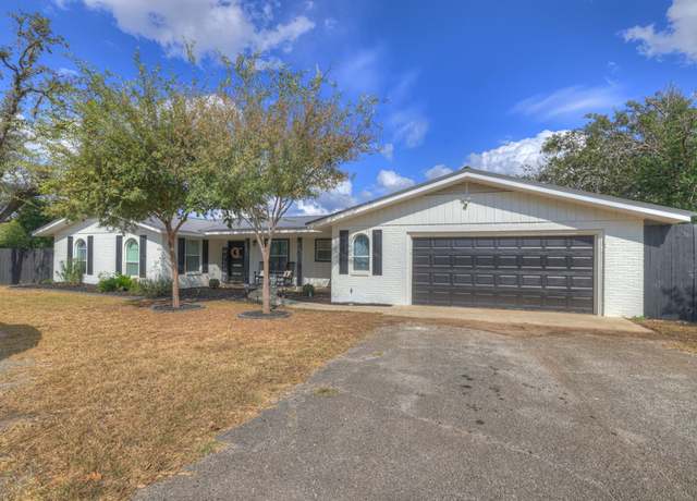 Property at 402 Laurel Hl, San Marcos, TX 78666, 3 beds, 2.5 baths