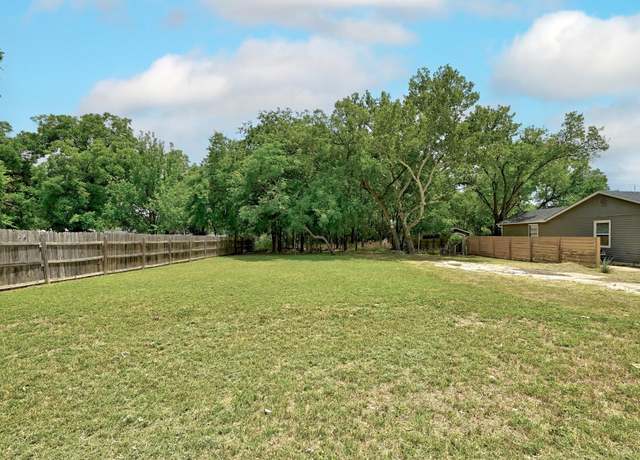 Property at 504 W Elliott St, Austin, TX 78753