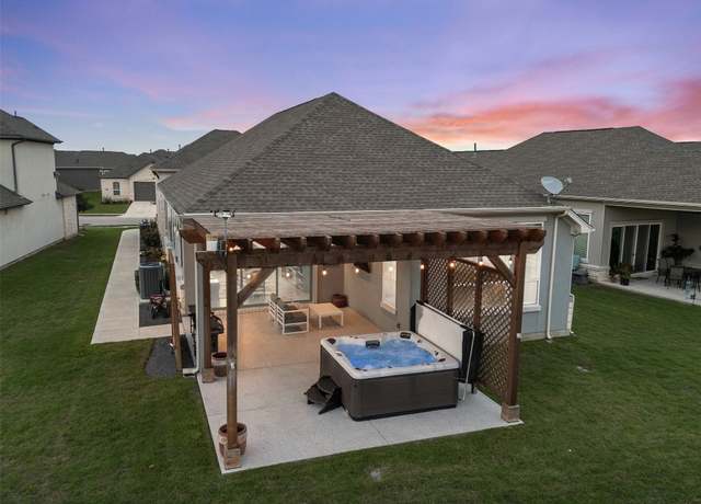 Property at 513 Faith Dr, Liberty Hill, TX 78642, 3 beds, 3 baths