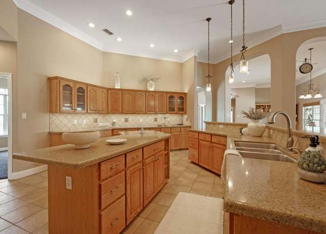 Property at 1806 Carey Ave, Taylor, TX 76574, 4 beds, 2.5 baths