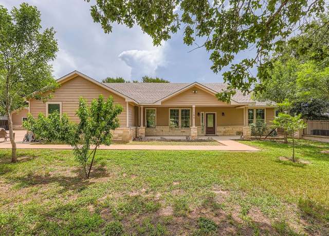 Property at 195 Heritage Oaks Dr, Cedar Creek, TX 78612, 3 beds, 2.5 baths