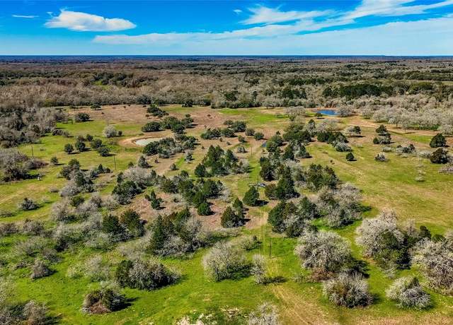 Property at 3108 Airport Rd, La Grange, TX 78945