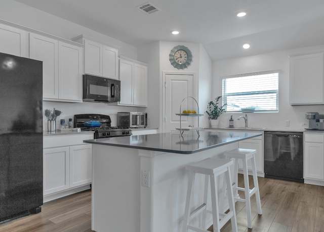Property at 408 Sebring Cir, Hutto, TX 78634, 4 beds, 2 baths