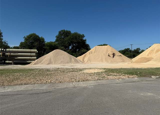 Property at 713 E Avenue E, Temple, TX 76501
