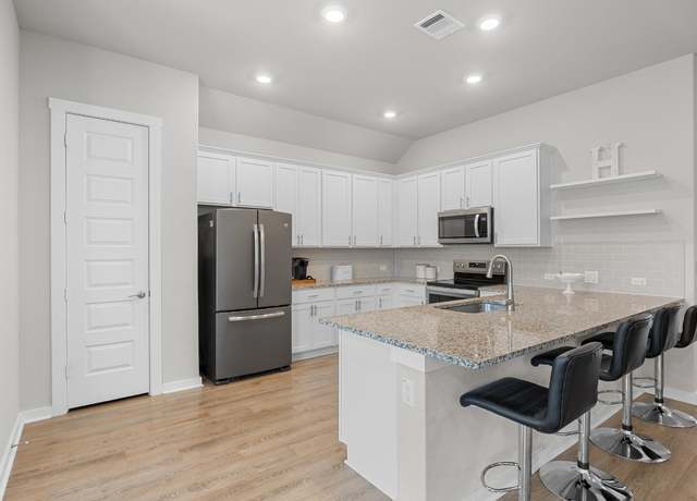 Property at 401 Peace Pipe Way, Georgetown, TX 78628, 3 beds, 2 baths