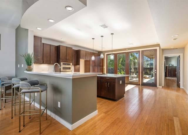Property at 711 W Live Oak St, Austin, TX 78704, 3 beds, 2.5 baths
