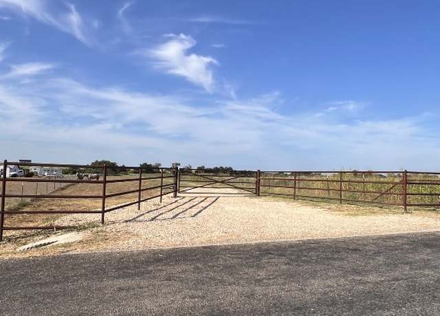 Property at 700 County Road 330 Rd, Granger, TX 76530