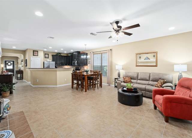 Property at 600 Gina Dr, Kyle, TX 78640, 4 beds, 2.5 baths