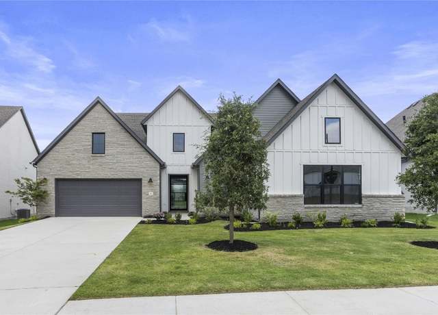 Property at 512 Castillo Bnd, Liberty Hill, TX 78642, 3 beds, 3.5 baths