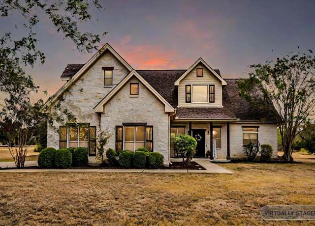 Property at 681 Bartlett Dr W, Buda, TX 78610, 4 beds, 2.5 baths