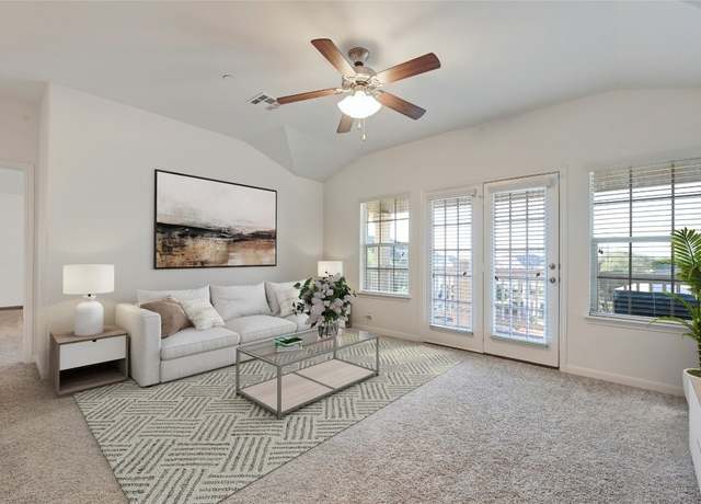 Property at 9201 Brodie Ln #301, Austin, TX 78748, 2 beds, 2 baths