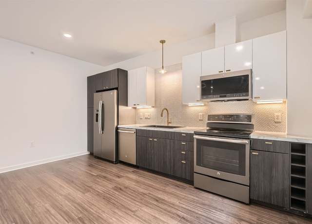 Property at 4361 S Congress Ave #236, Austin, TX 78745, 2 beds, 2 baths