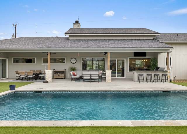 Property at 710 Pecan Ln, Cottonwood Shores, TX 78657, 3 beds, 2 baths