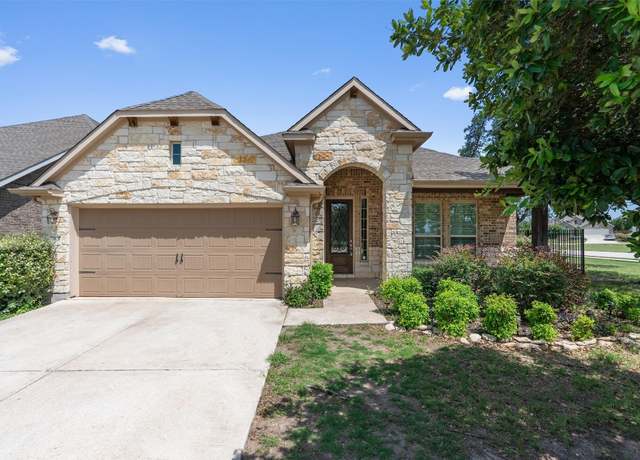 Property at 7901 Arbor Knoll Ct, Lago Vista, TX 78645, 3 beds, 2 baths