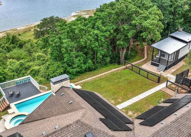 Property at 349 Arrowhead Point Rd, Belton, TX 76513, 4 beds, 3.5 baths