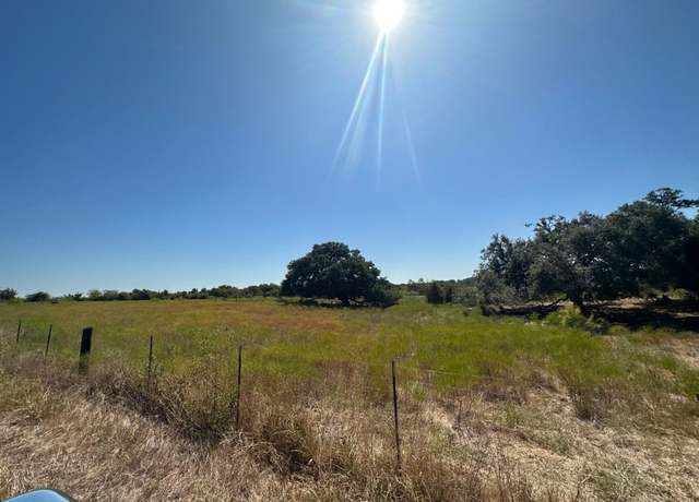 Property at 1381 Watterson Rd, Red Rock, TX 78662