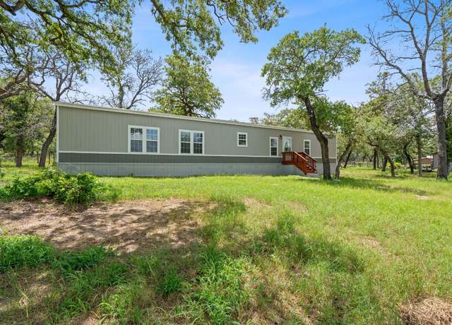 Property at 130 Leaning Oaks Cir, Seguin, TX 78155, 3 beds, 2 baths
