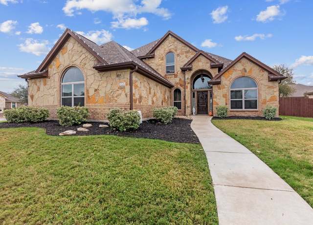 Property at 3201 Twin Ridge Dr, Belton, TX 76513, 4 beds, 3.5 baths